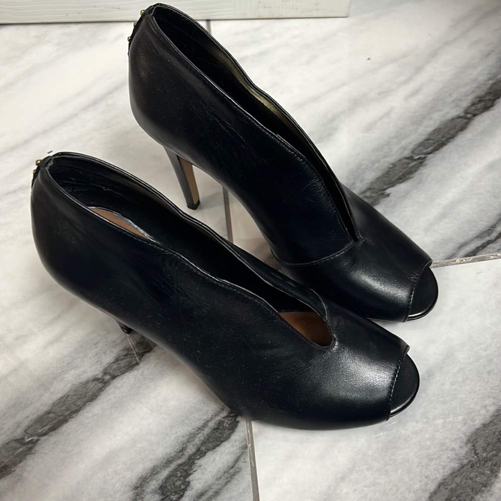 Peep toe heels